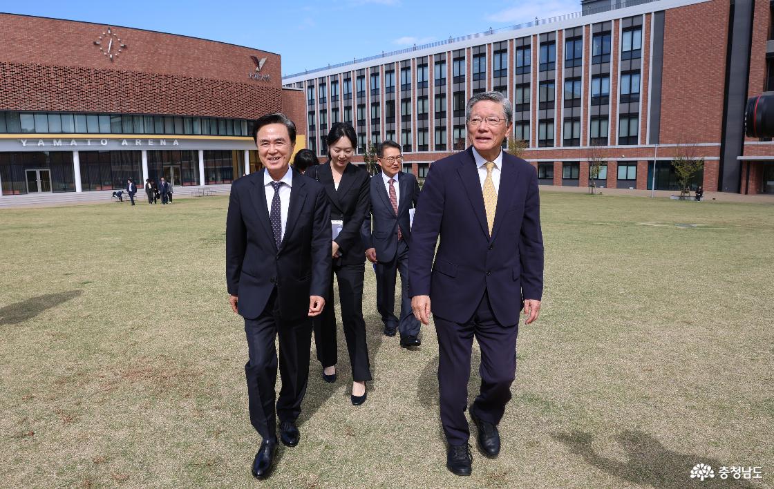 야마토대학 방문, 정치경제학부 1학년 학생 대상 특강