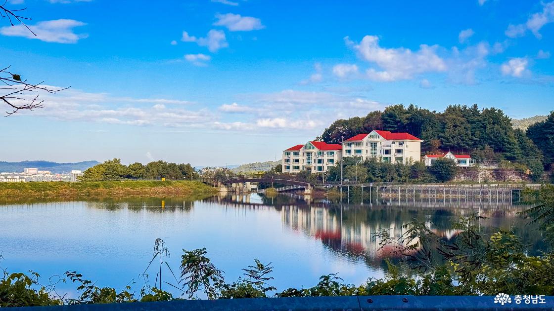 천흥저수지 풍경