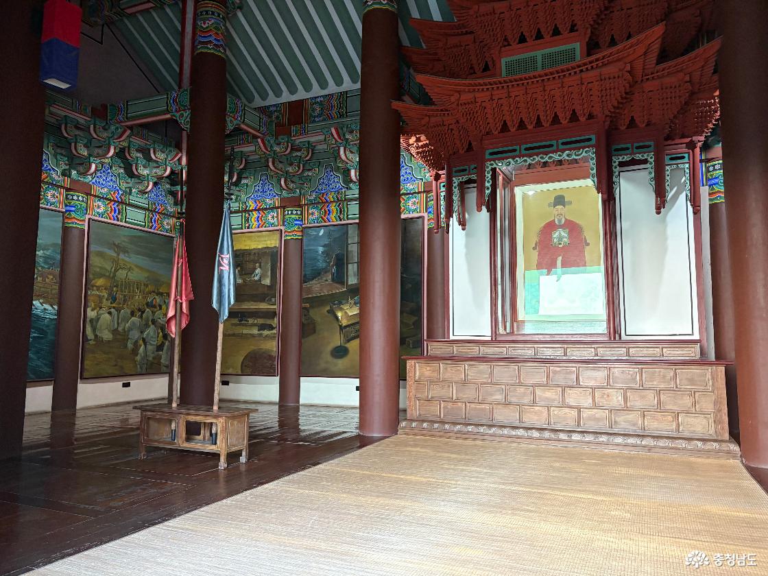 현충사