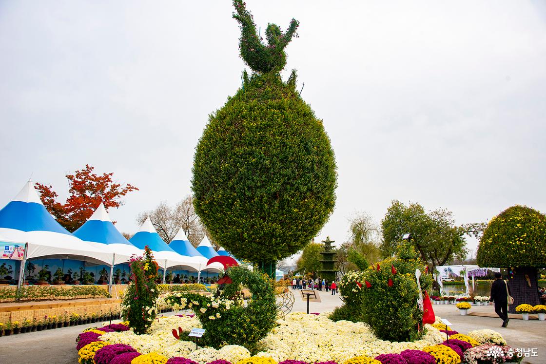 백제금동대향로 조형물