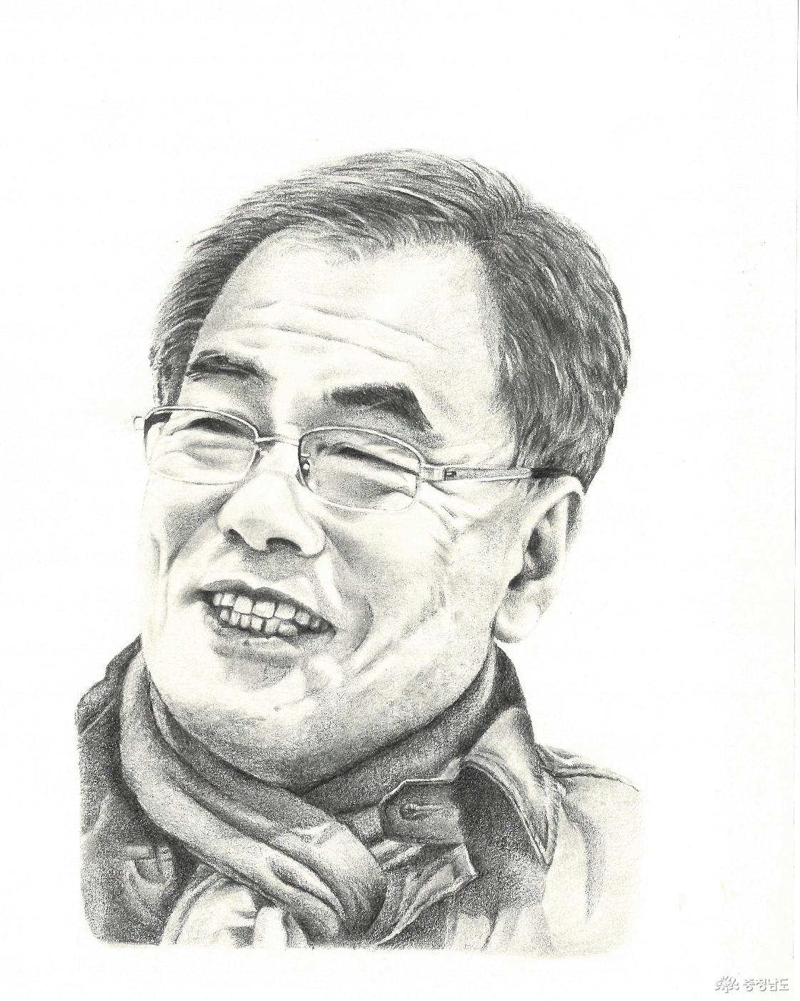 [표지초대석] 김홍신문학관 여칠식 감사