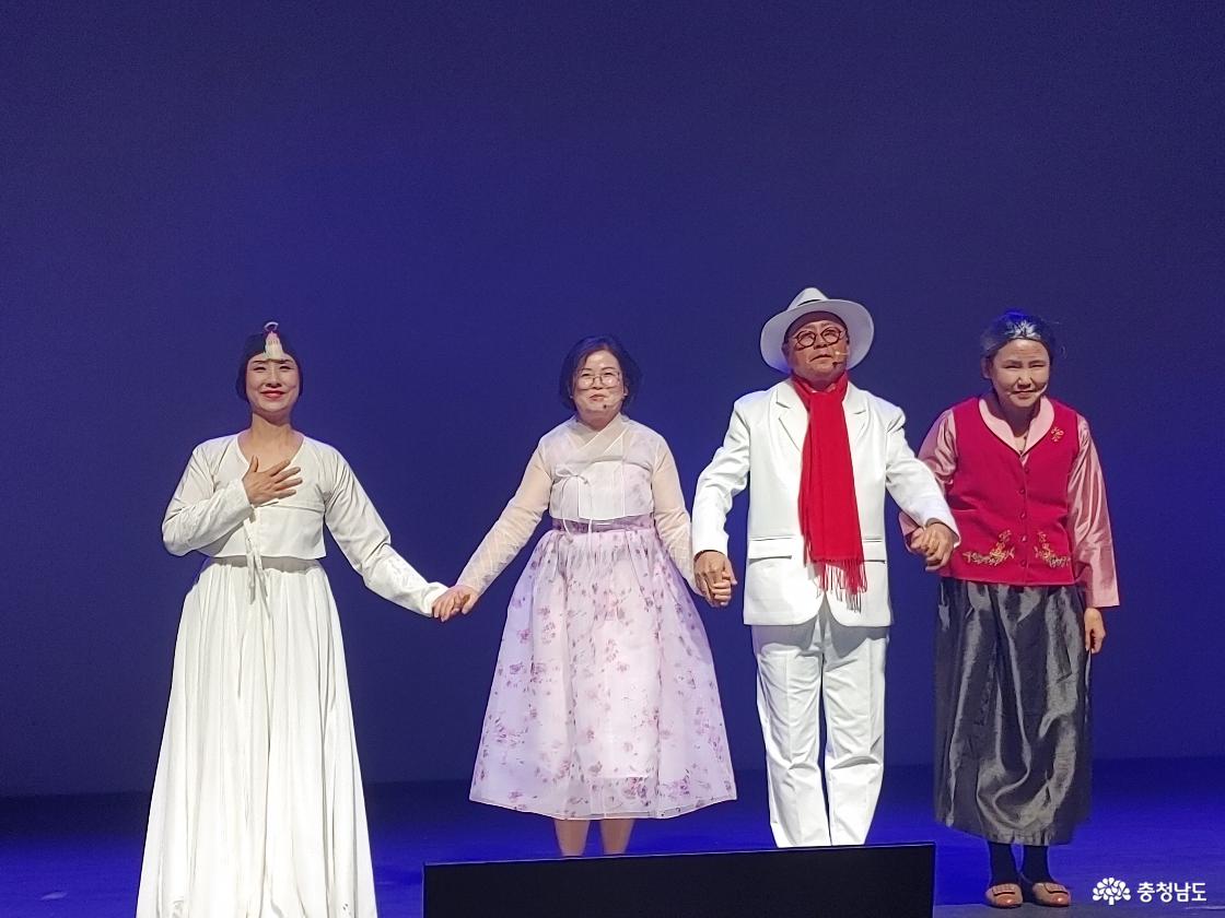 시소리극 공연자 최영덕, 김현숙, 임용수, 송민숙