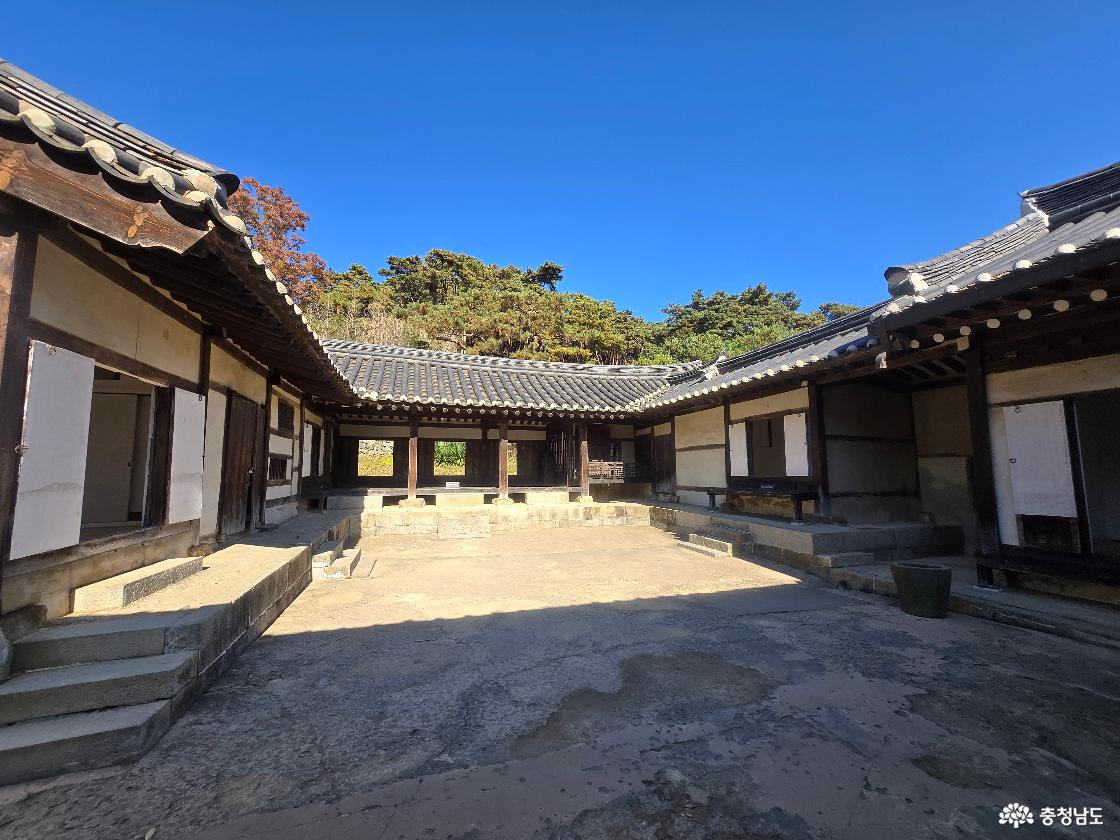 현충사