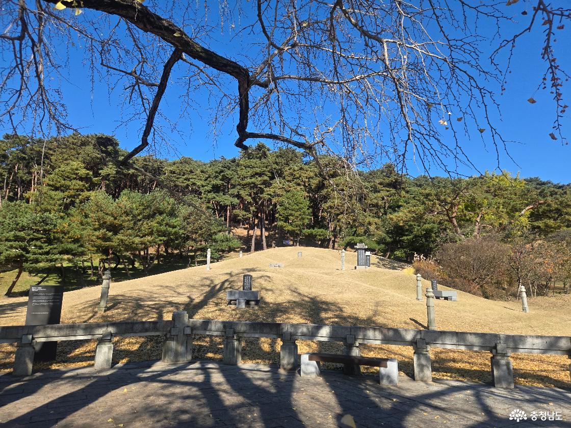 현충사