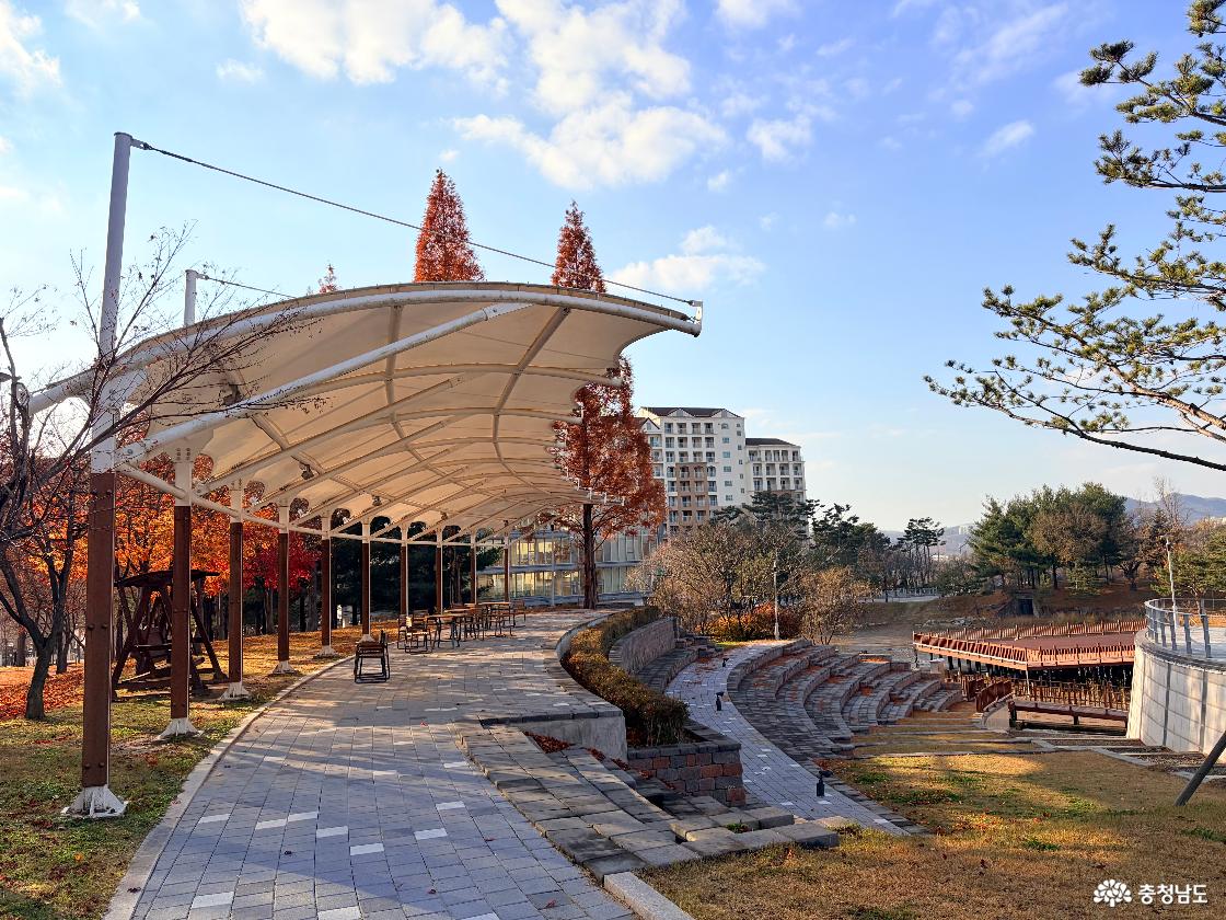 천안예술공원의 일부를 담은 사진