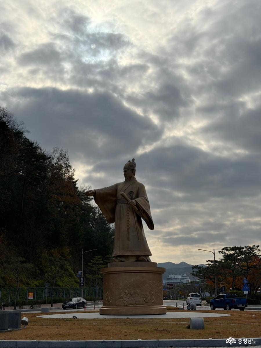 입구