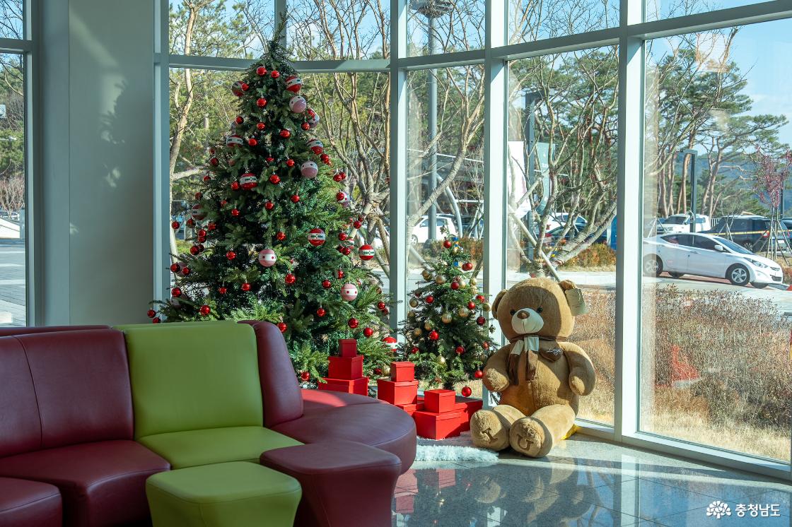 예당호 전망대 로비