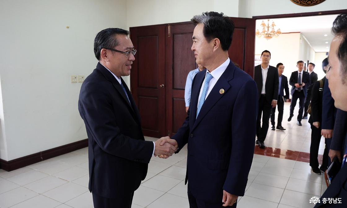 라오스 노동사회복지부 장관 접견