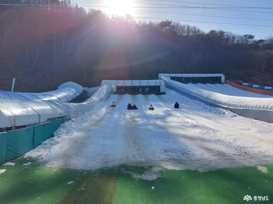 눈썰매장