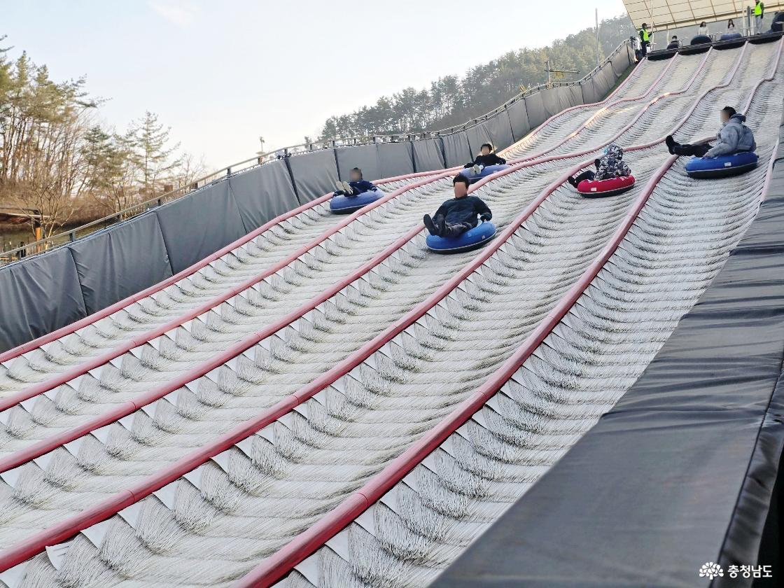 아이와 함께 부담없이 즐기는 겨울 나들이 공주사계절썰매장