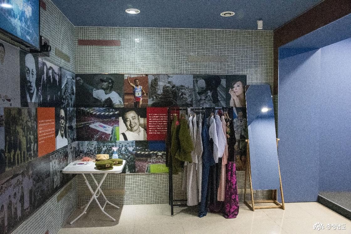 독립군 복장 체험 공간