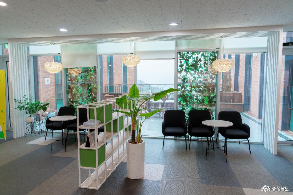 충남도립대학교 실내