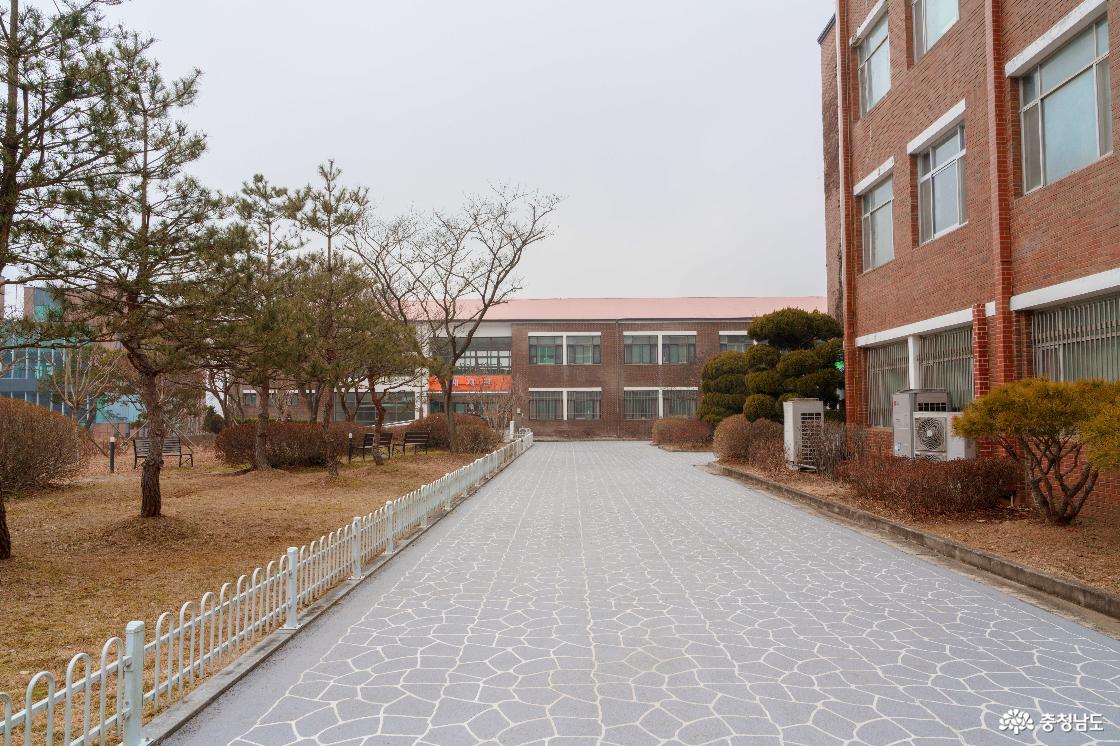 충남도립대학교 실외