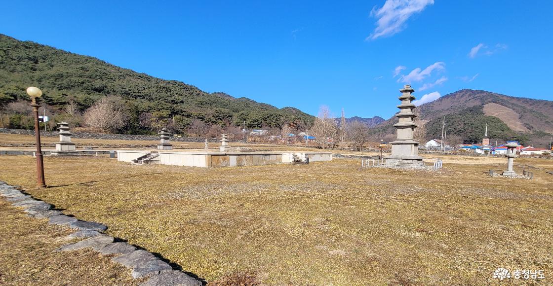 서츠겡서 바라본 천년고찰 보령 성주사지 전경. 