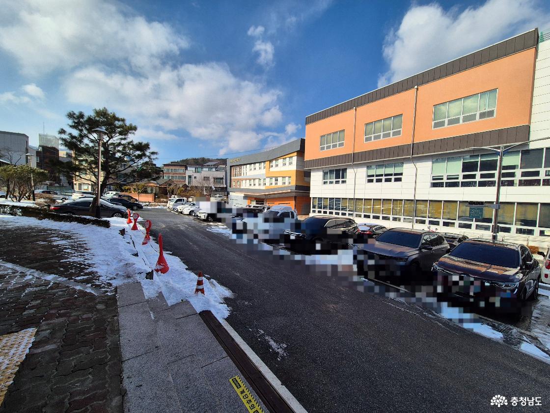 엄사도서관입니다