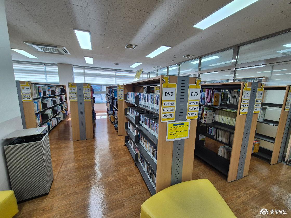 어린이 열람실입니다