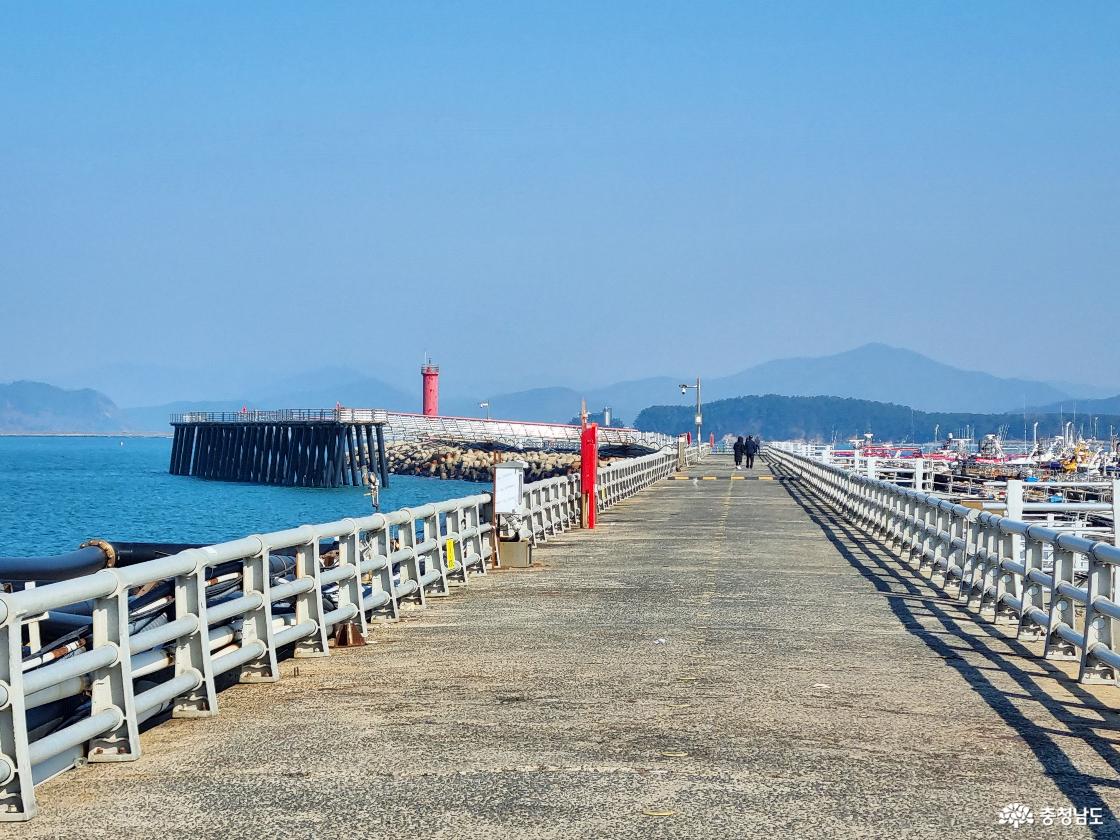 서천 홍원항, 등대 산책로