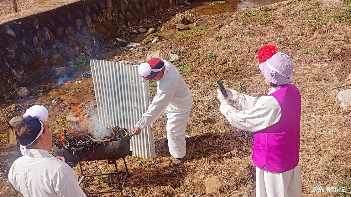 소원지와 액댐 기원 달집태우기