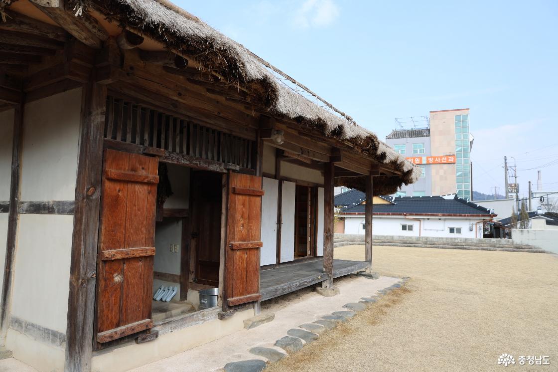 부여를 대표하는 시인 신동엽 문학관