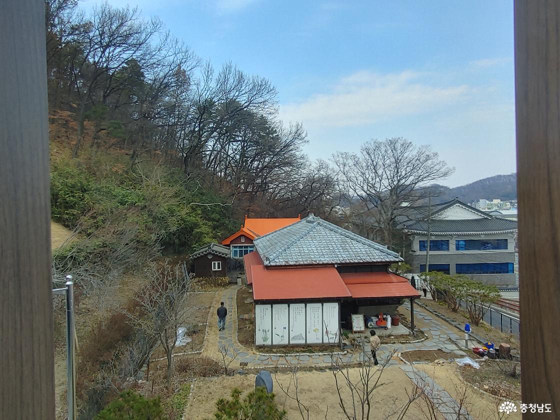 구관 풀꽃문학관 모습