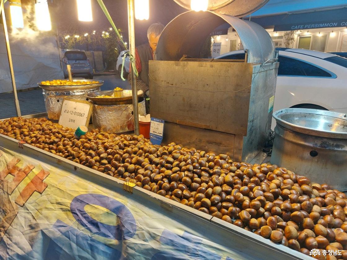 축제장 길거리 모습