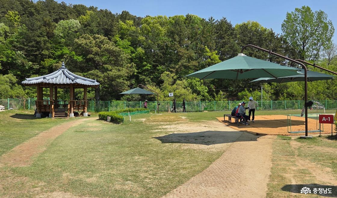 파크골프장 정자 쉼터 