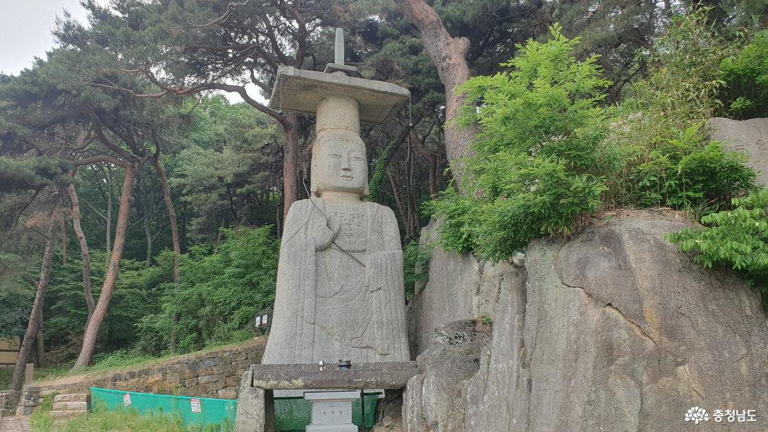 미륵불