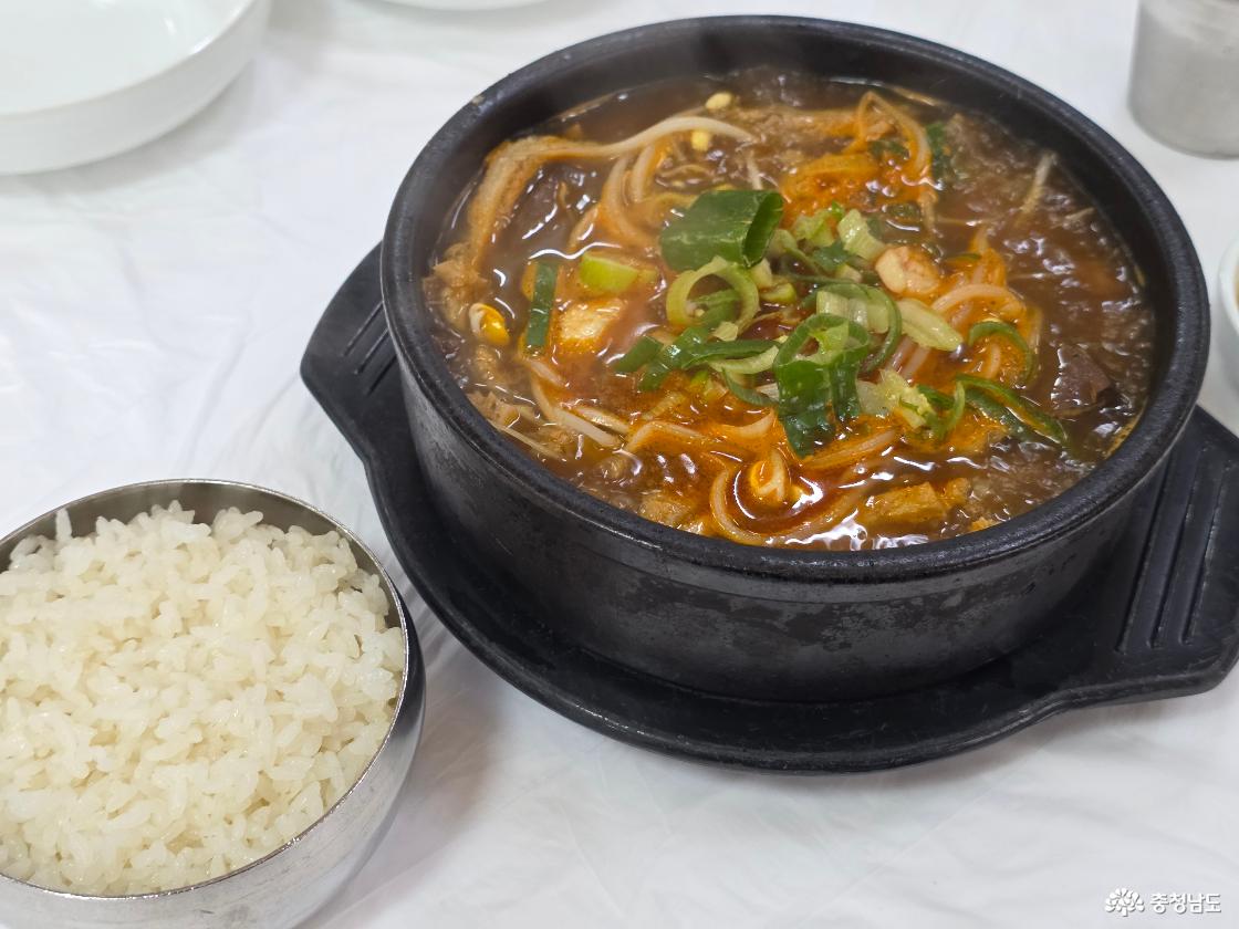 양평해장국 순한맛도 빨간색이었다