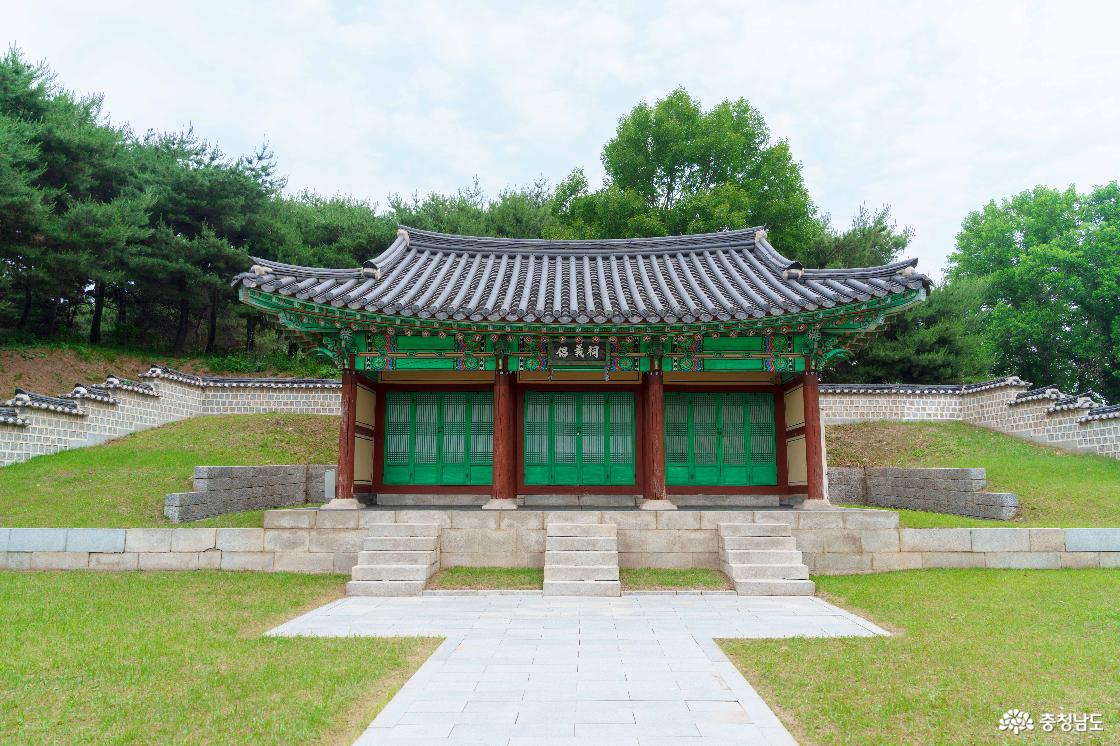 홍주의사총 전경