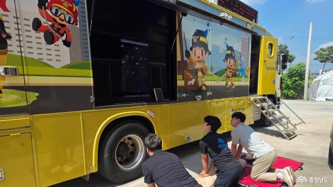안전체험차량에 심폐소생술 시뮬레이터 보급