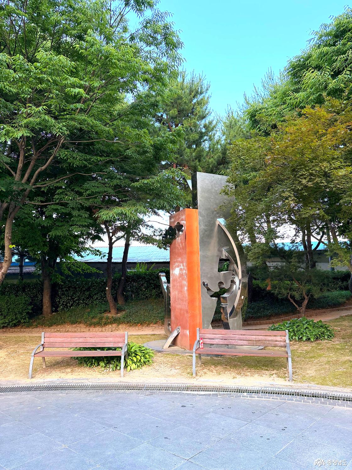 조형물3