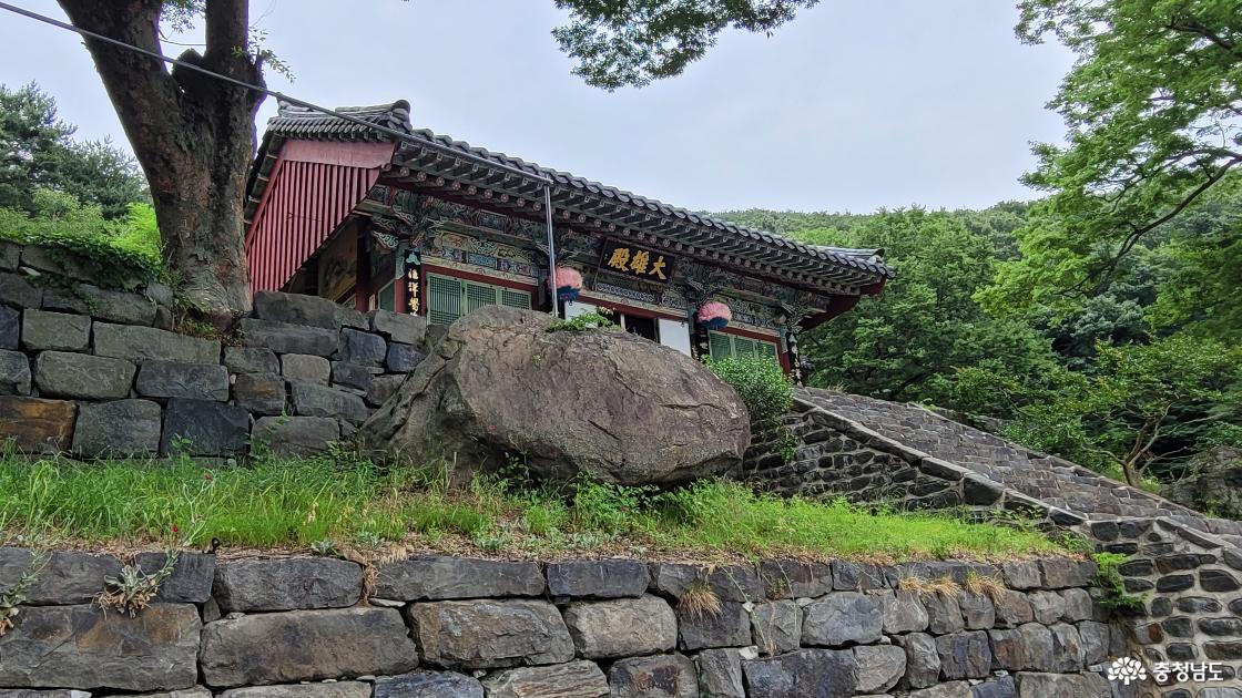 전통사찰 홍성 석련사 대웅전 전경 1.