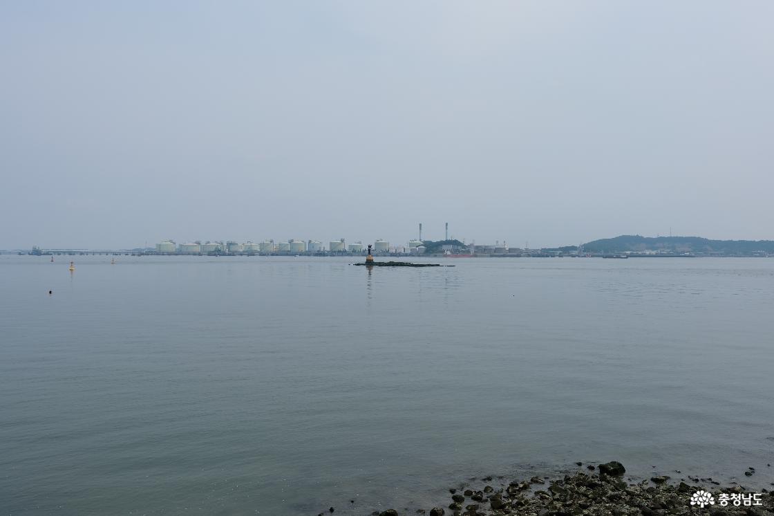 고대지구 근린공원에서 바라본 아산국가산업단지의 풍경
