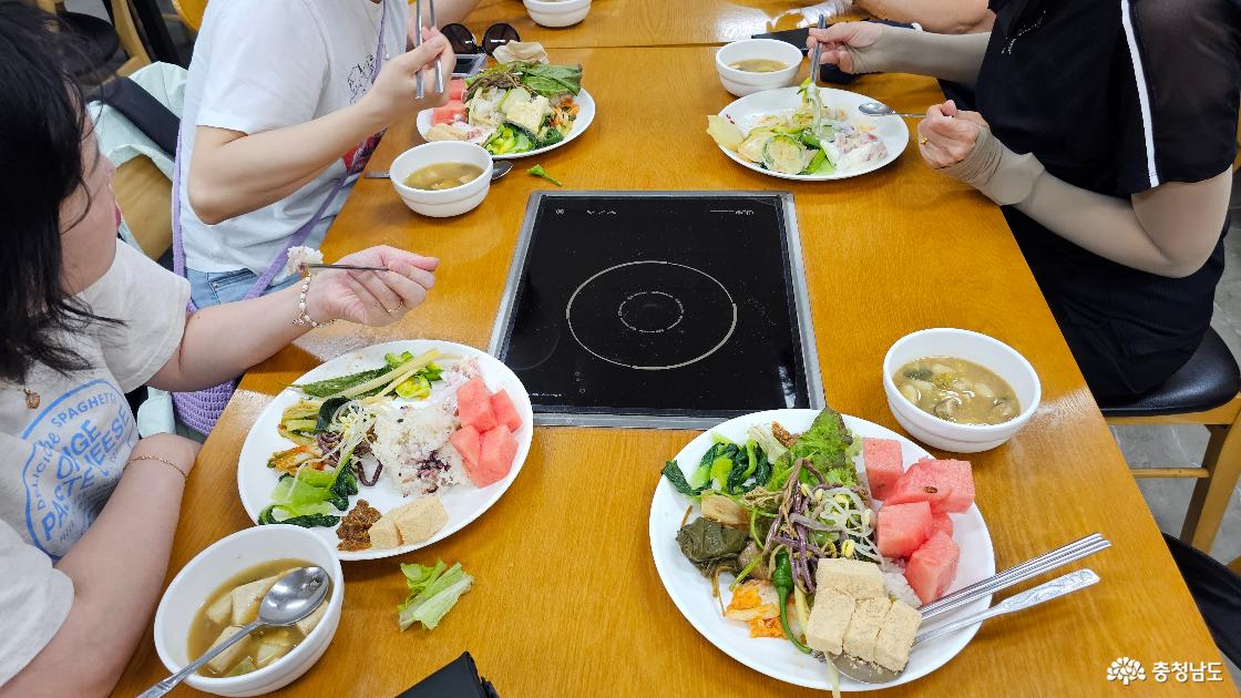 식사장면