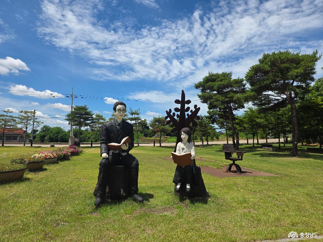 필경사의 모습