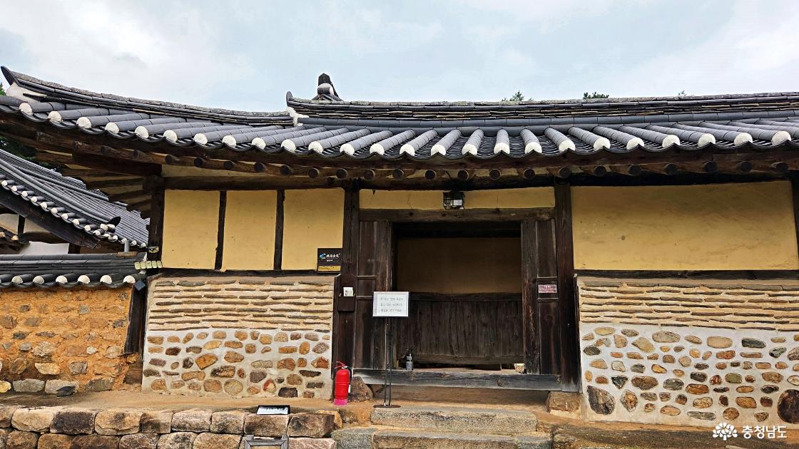 명재고택 안채