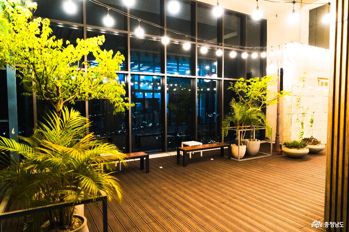 타운홀카페 전경