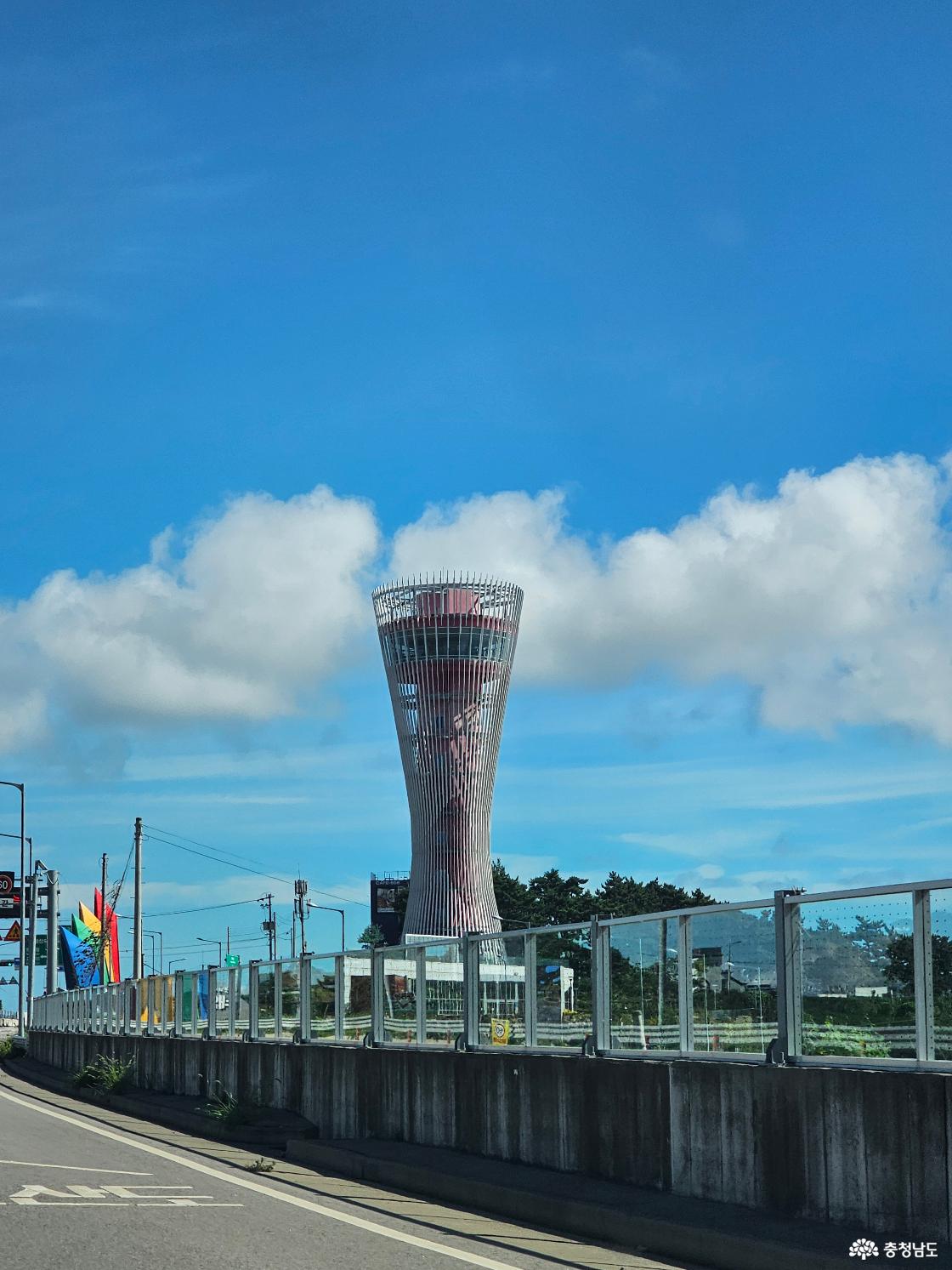 태안을 한눈에 볼 수 있는 영목항 전망대