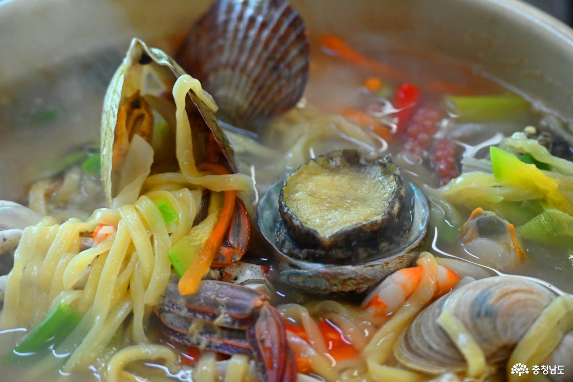 남당항 해물칼국수