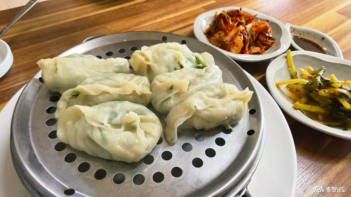 직접 만들어 내는 손만두>