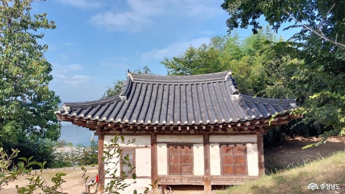 팔괘정 모습