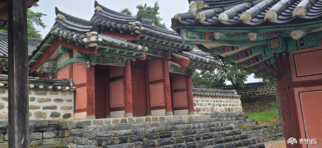 내삼문 모습