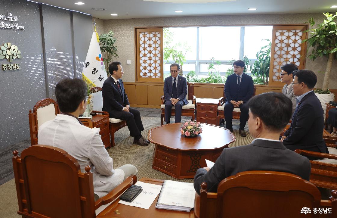 구마모토현 지진피해 복구 성금 전달