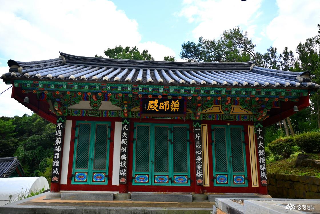예산 화암사