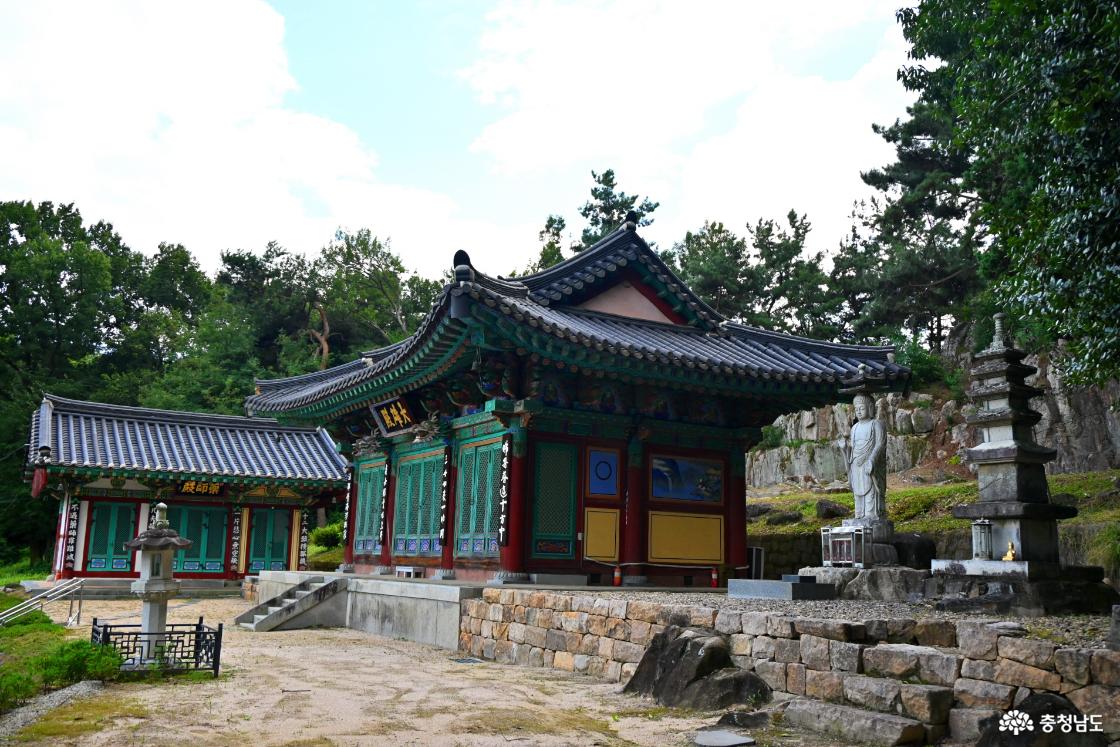 예산 화암사