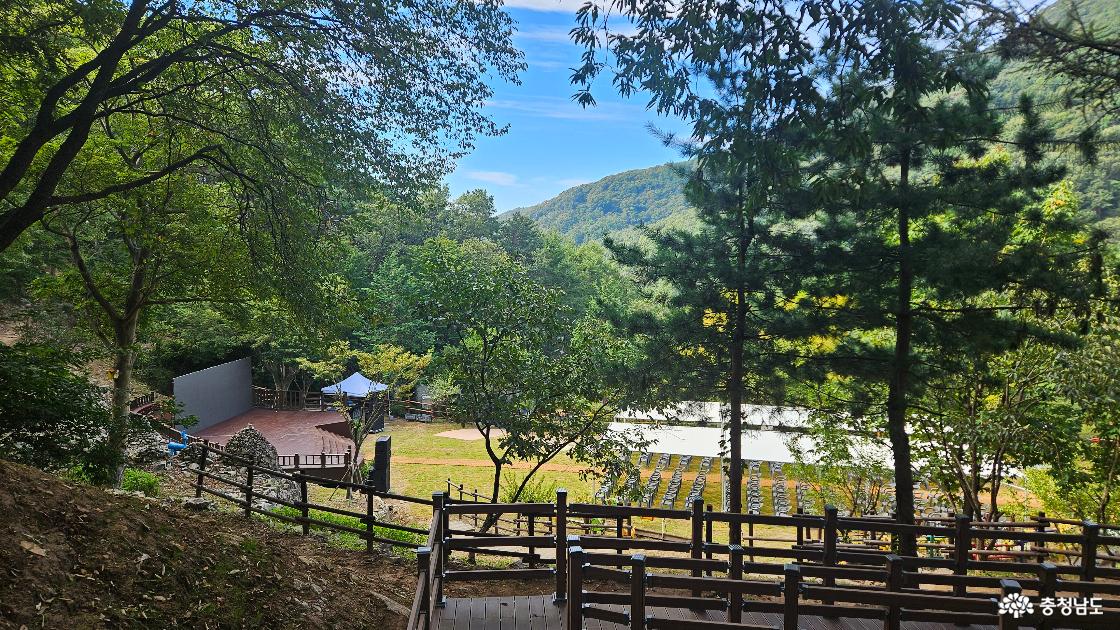 향적산 치유의 숲 치유센터 전경 사진임