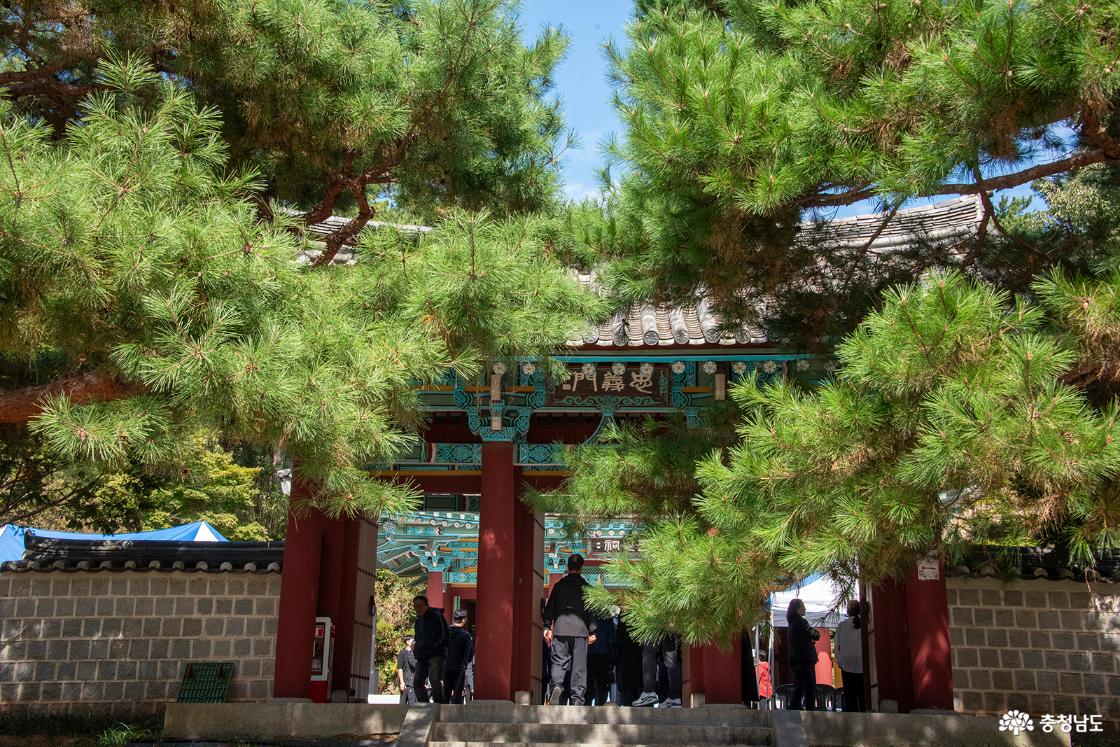 삼충사 내삼문 충의문 전경