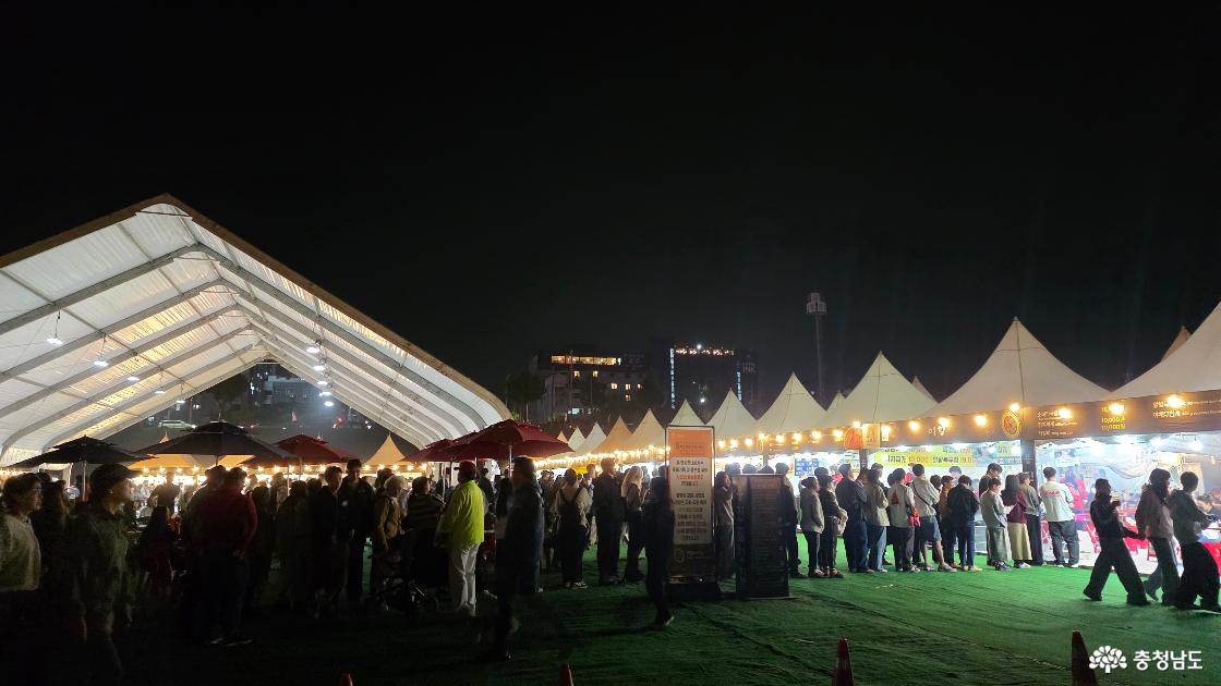 백제문화제 축제부스 모습